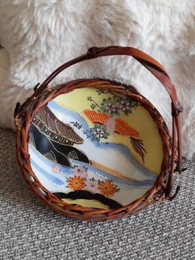 Rare Antique Japanese Satsuma Wicker Handled Porcelain Bowl